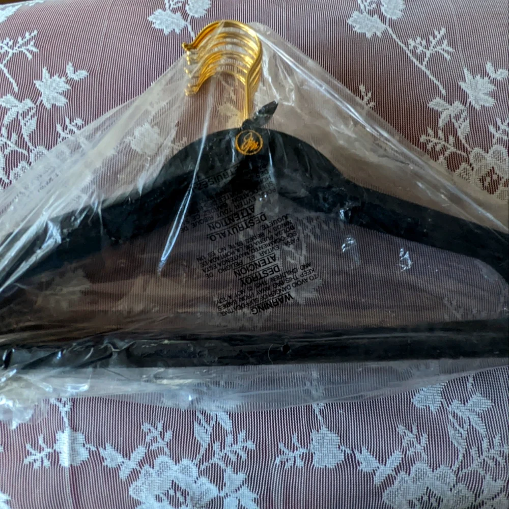 Rare Luxury Designer Hangers Set of 10 - Picture 2 of 3